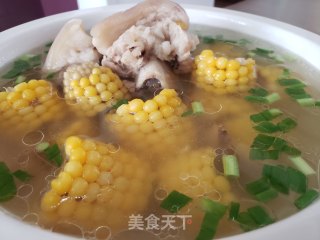 玉米炖大骨头的做法步骤：12