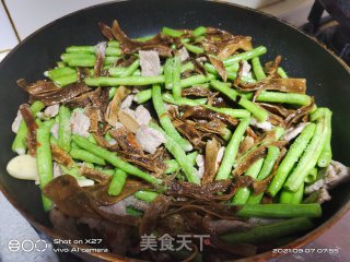 双豆角炒肉的做法步骤：5