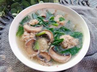 口蘑菜心肉丸汤的做法步骤：8