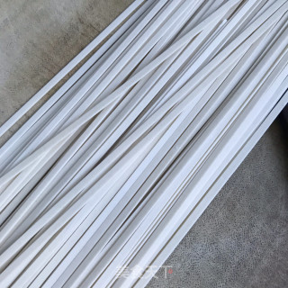 鸡汤青菜鸡蛋面的做法步骤：2