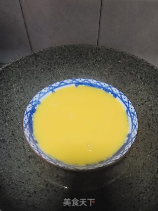 瑶柱蒸蛋的做法步骤：4