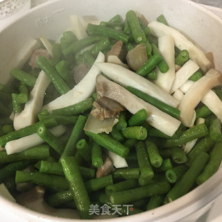 肉片炒豇豆的做法步骤：7