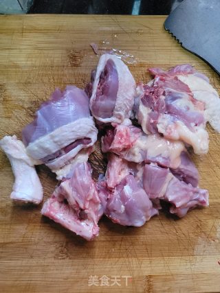 冬瓜薏仁鸭肉汤的做法步骤：2