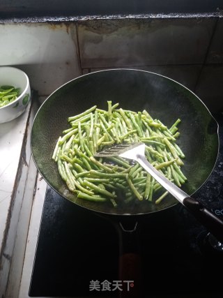 豇豆角青椒丝的做法步骤：11