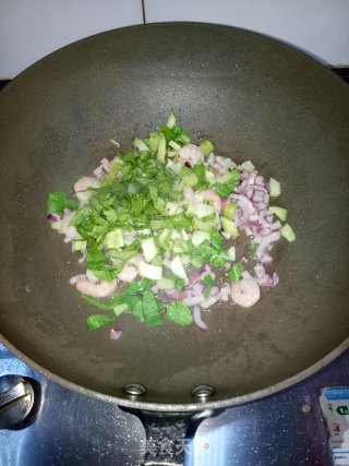 裙带菜虾仁粥的做法步骤：4