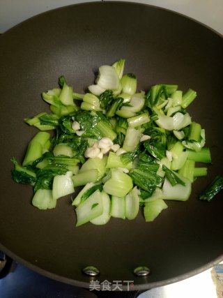 清炒小油菜的做法步骤：4