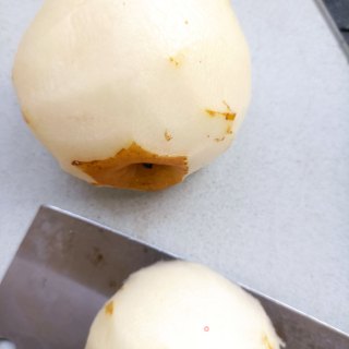 秋月梨炖雪蛤的做法步骤：4