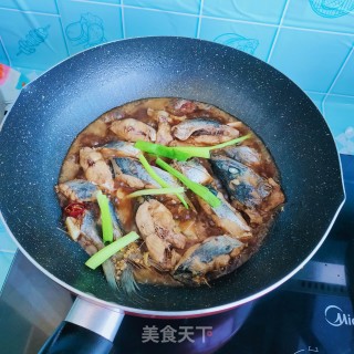 家常陈醋烧鲅鱼的做法步骤：11