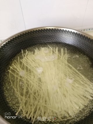 番茄肉丸汤面的做法步骤：10