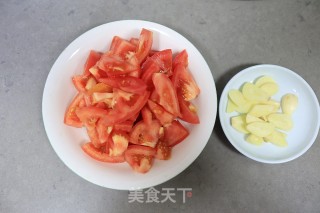 鲜嫩开胃的番茄比目鱼的做法步骤：3