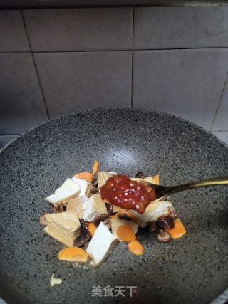 辣豆瓣酱烧豆腐的做法步骤：4