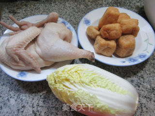 油豆腐娃娃菜鸡汤的做法步骤：1