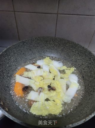 香菇白菜年糕汤的做法步骤：4