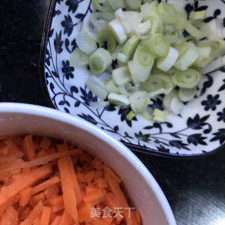 虾仁皮蛋蔬菜粥的做法步骤：4
