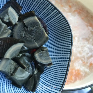 虾仁皮蛋蔬菜粥的做法步骤：8