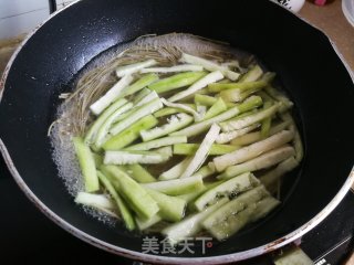 卤蛋肉丝面的做法步骤：5