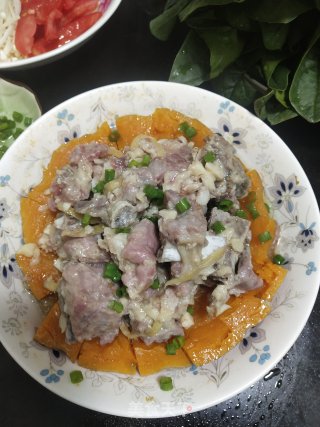又香又嫩的蒜蓉南瓜蒸排骨的做法步骤：7