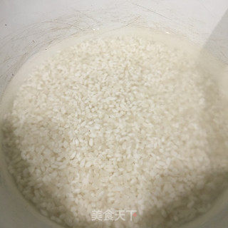 肉丁土豆焖饭的做法步骤：1