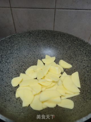 牛肉炒土豆片的做法步骤：7
