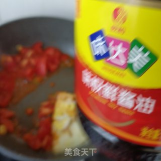 “面条”番茄煎蛋焖面的做法步骤：8