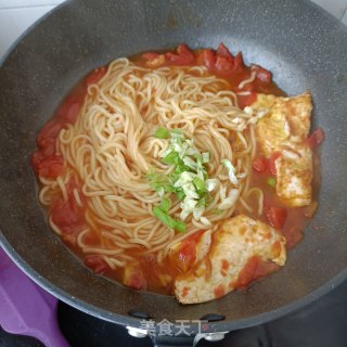 “面条”番茄煎蛋焖面的做法步骤：14