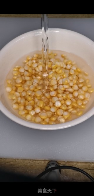 鸡蛋玉米饼的做法步骤：1