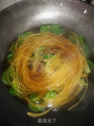 牛肉玉米面条的做法步骤：5