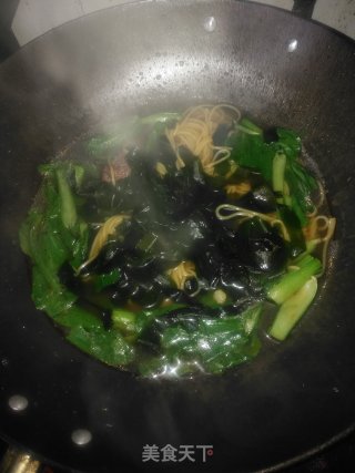 牛肉玉米面条的做法步骤：6