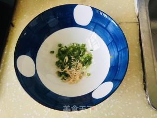 清汤馄饨的做法步骤：2