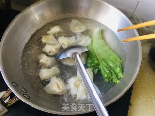 清汤馄饨的做法步骤：3