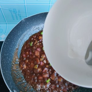 洋葱肉酱拌荞麦面的做法步骤：13