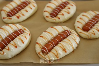 火腿肠餐包（法帅蒸烤箱版）的做法步骤：13
