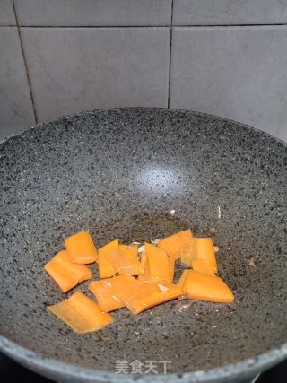 青瓜胡萝卜炒牛肉的做法步骤：7