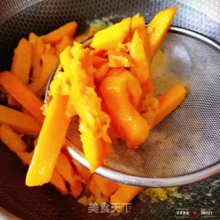 金沙南瓜的做法步骤：11