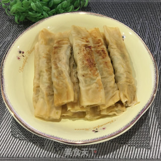肉末芹菜豆皮锅贴的做法步骤：10