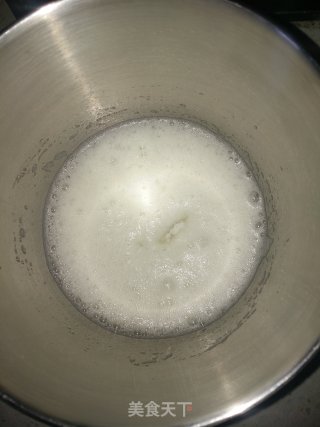 八寸戚风蛋糕的做法步骤：6