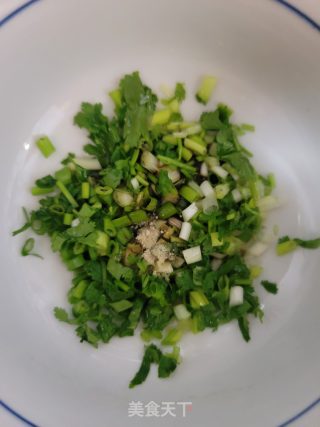 酸菜牛肉面的做法步骤：5