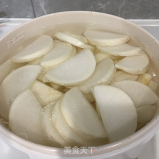 梨子萝卜汤的做法步骤：3