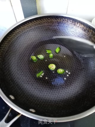 清炒丝瓜的做法步骤：3