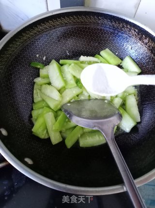 清炒丝瓜的做法步骤：5