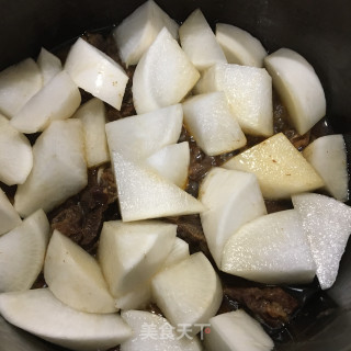 萝卜红烧牛腩的做法步骤：8