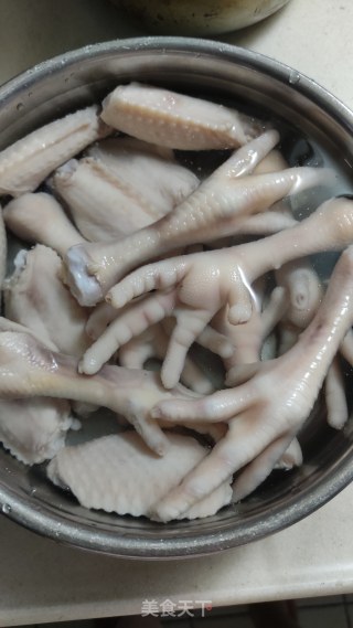 盐焗鸡翅鸡爪的做法步骤：7