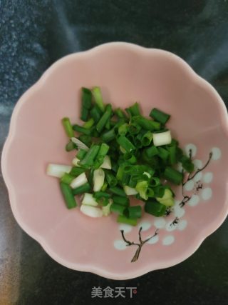 荷包蛋焖荞麦面的做法步骤：2