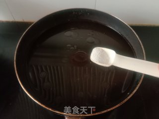 口蘑黑木耳炒肉片的做法步骤：3