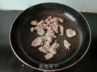 口蘑黑木耳炒肉片的做法步骤：5