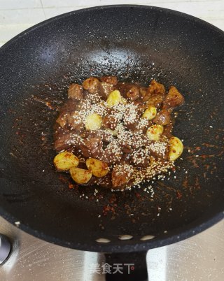 蒜香牛肉粒的做法步骤：11