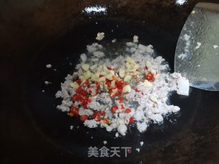豆角炒肉末的做法步骤：2