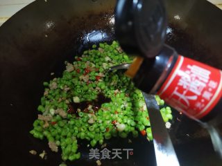豆角炒肉末的做法步骤：5