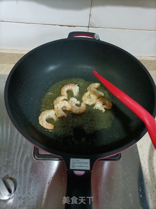 三色糙米炒饭的做法步骤：4