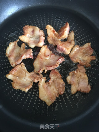烤肉黄瓜蒜香面的做法步骤：4